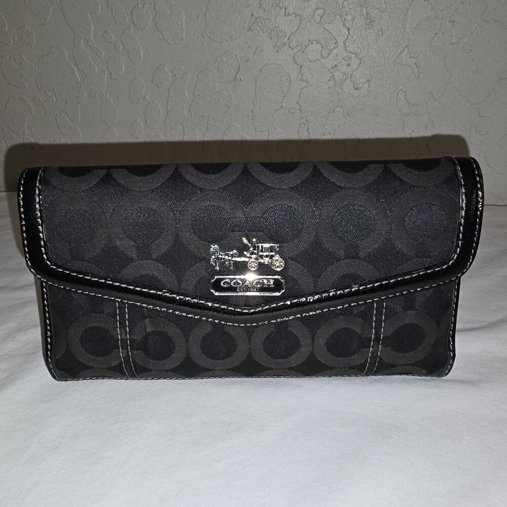 COACH 43641 Madison Black Op Art Signature Flap Clutch Wallet No Checkbook Cover